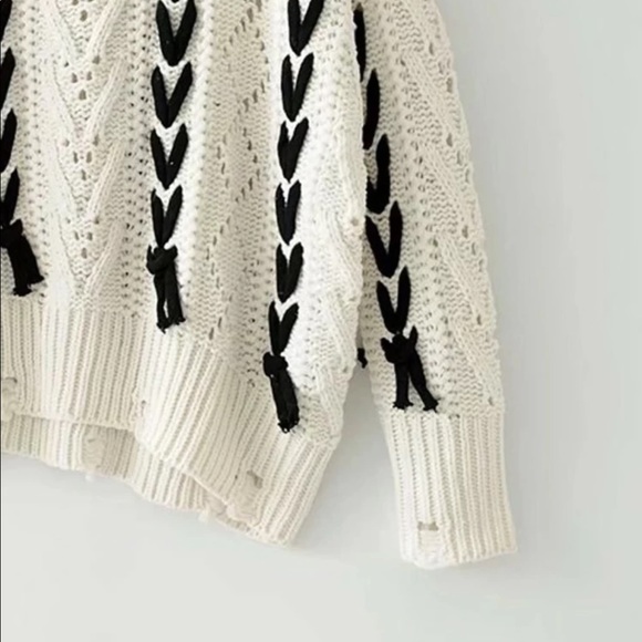 Sweater - Picture 4 of 5